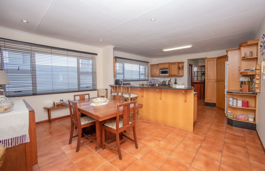 4 Bedroom Property for Sale in Selborne Eastern Cape